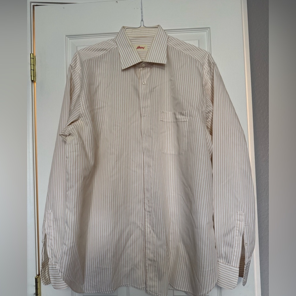 Brioni men’s dress shirt size 43/17 cream tan stripe Italian luxury button down